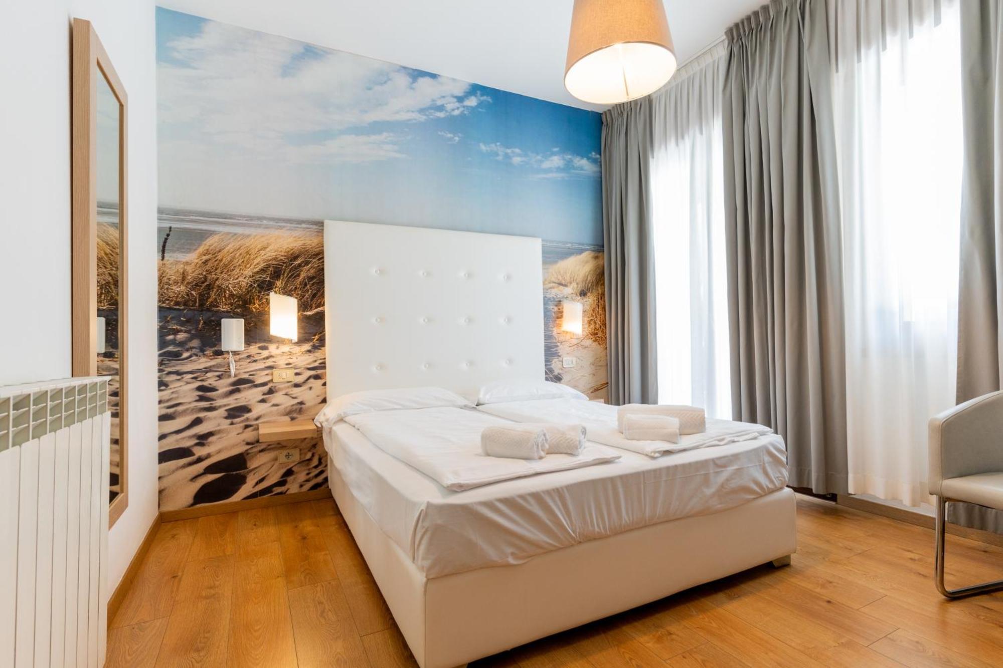Hotel Regina Caorle Exterior photo