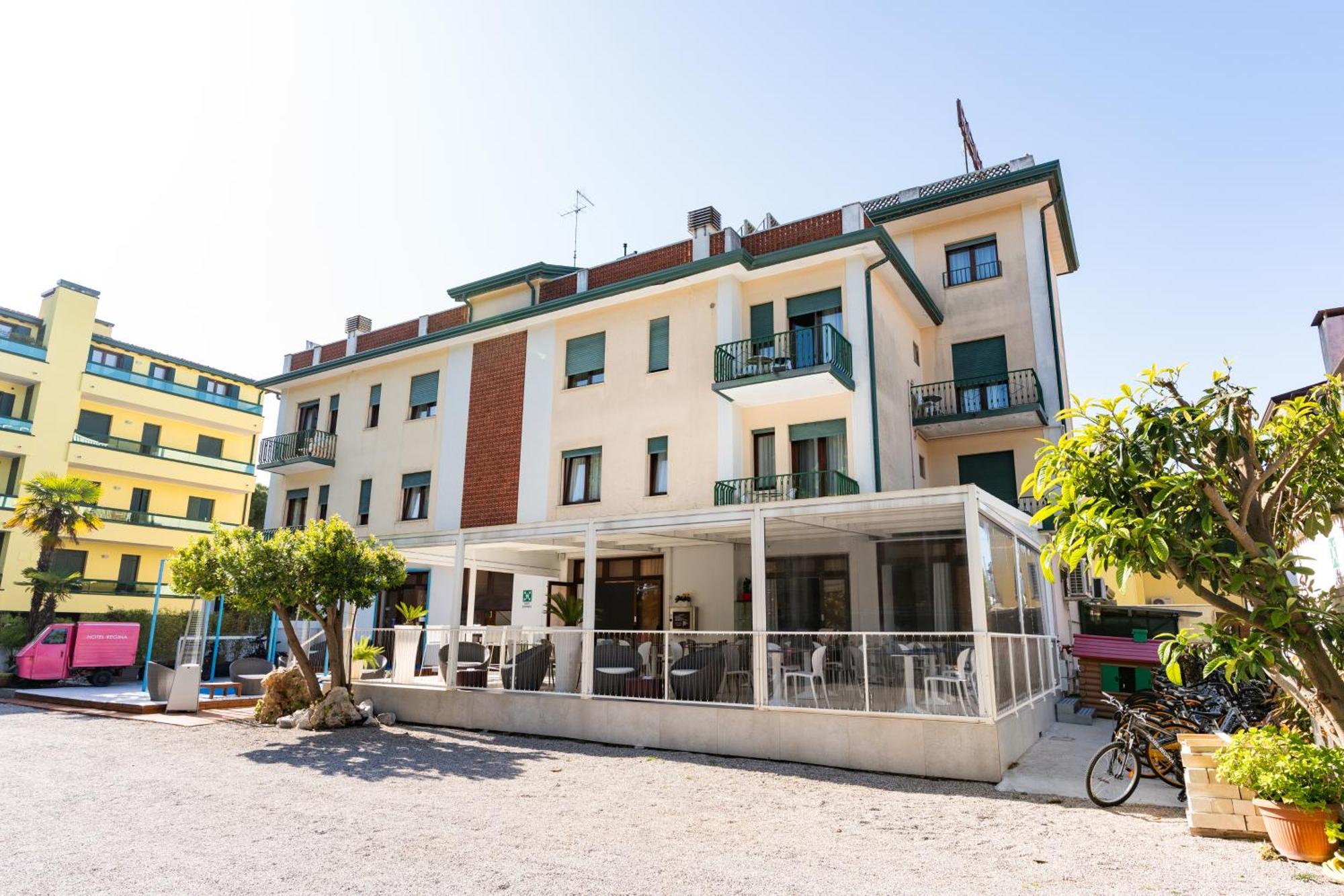 Hotel Regina Caorle Exterior photo